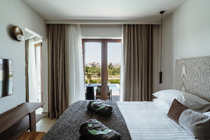 Люкс с Бассейном, Asterion Suites & Spa   Designed For Adults