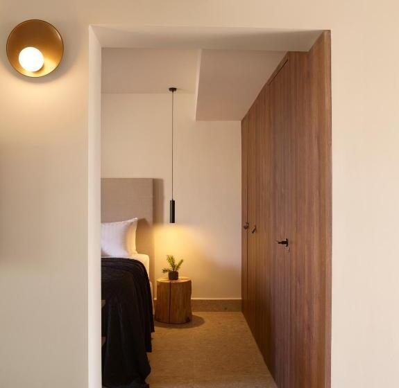 Люкс Вид на Сад, Asterion Suites & Spa   Designed For Adults