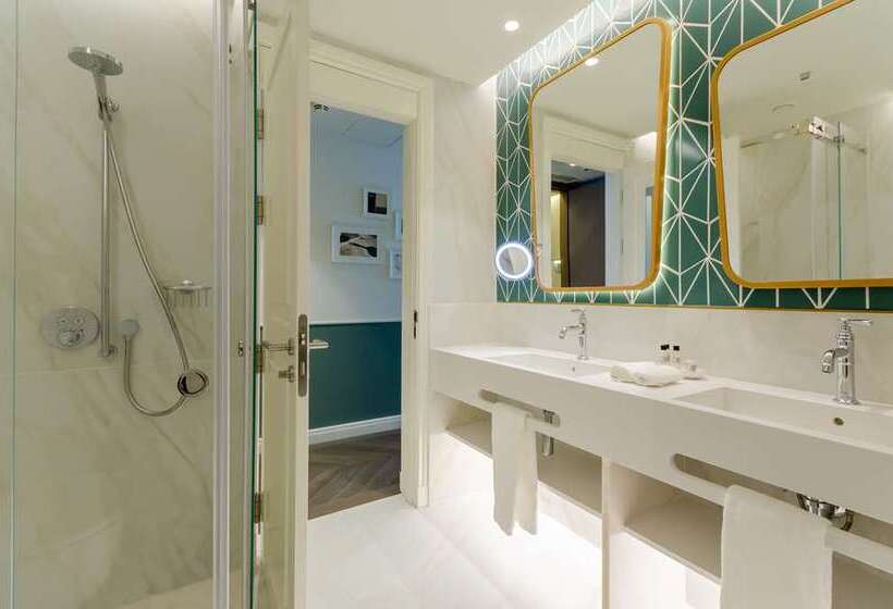 Стандартный Номер Кровать Кинг, Hilton Evianlesbains