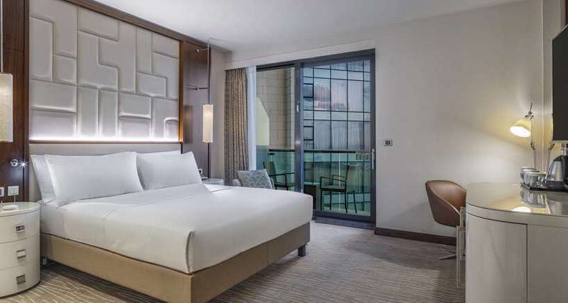 Стандартный Номер Кровать Кинг, Hilton Evianlesbains