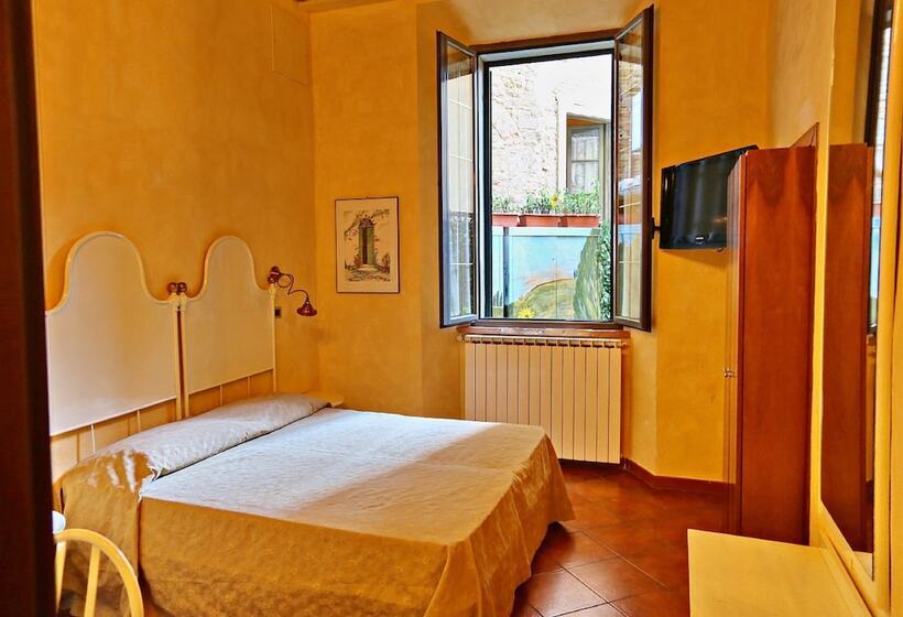 اتاق استاندارد, Italia Cortona