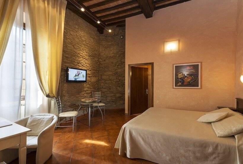 اتاق سوپریور, Italia Cortona