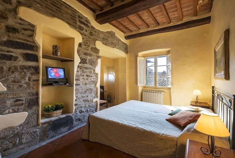 اتاق سوپریور, Italia Cortona