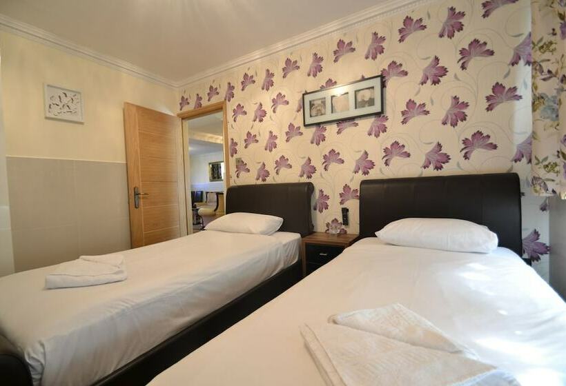 ３ベッドルームのスーペリアアパートメント, Hyde Park Suites   Apartments