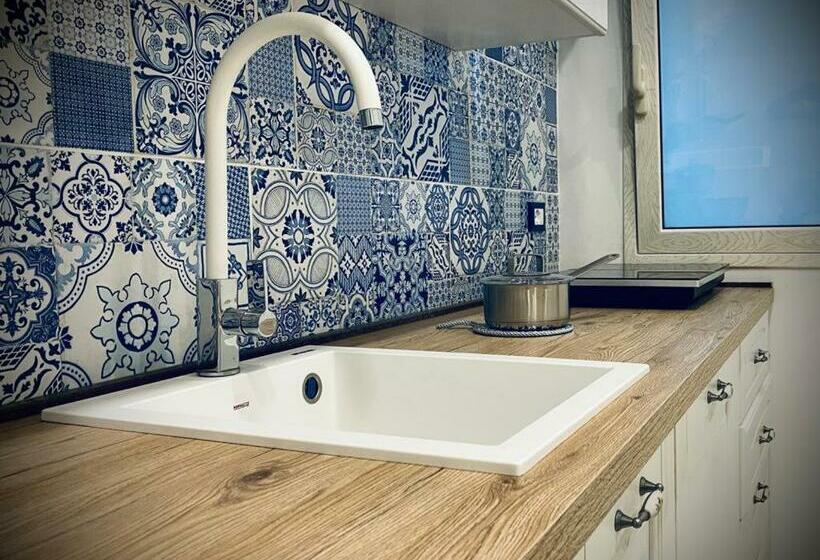 اتاق لوکس با تخت بزرگ, Paolanna Luxury Rooms