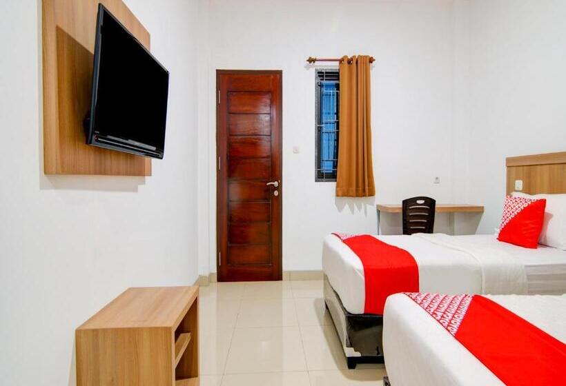Номер Deluxe, Oyo 90233 The Shine Residence