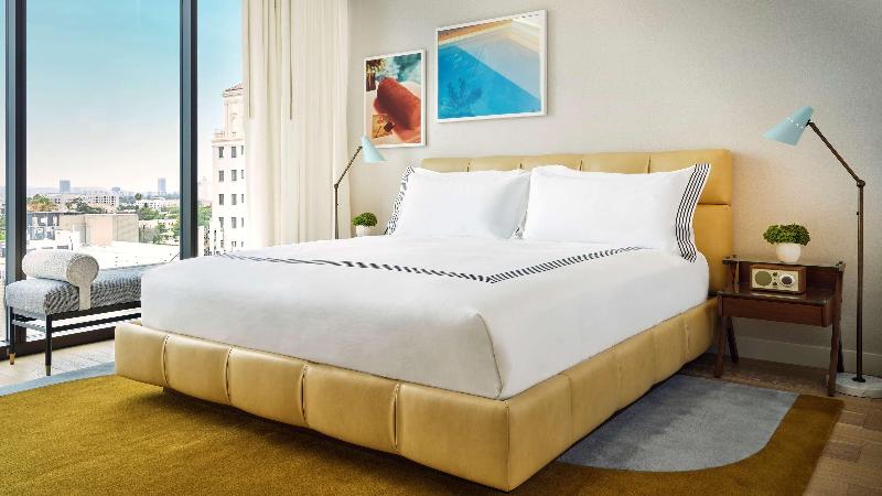 غرفة قياسية سرير كينج, Thompson Hollywood, By Hyatt