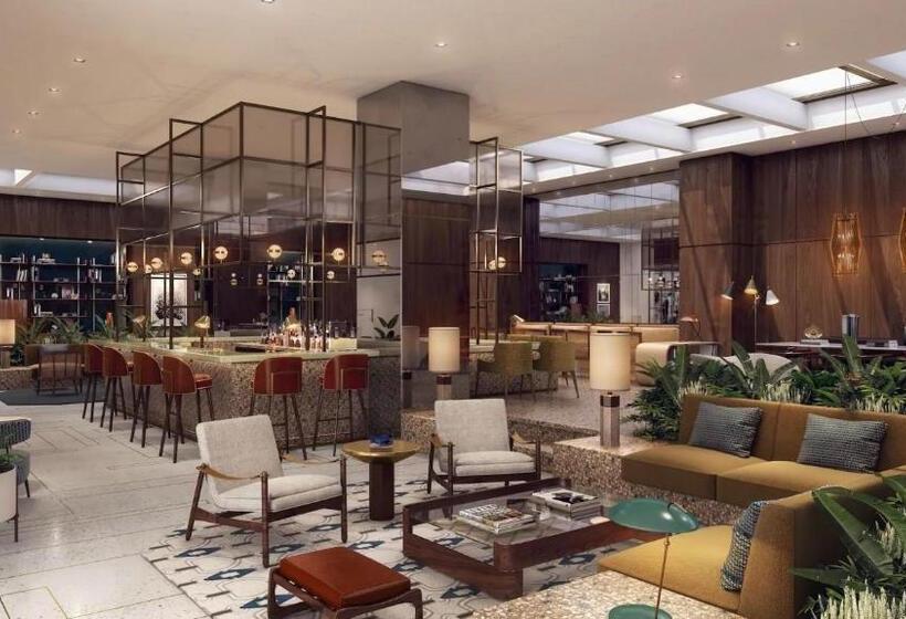 غرفة قياسية سرير كينج, Thompson Hollywood, By Hyatt