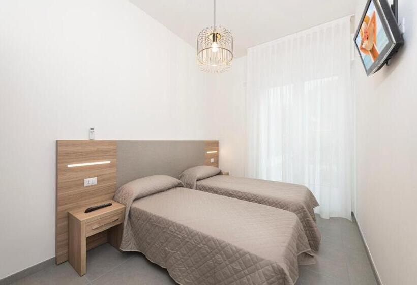 Apartamento 2 Dormitórios, Residence Ondamare