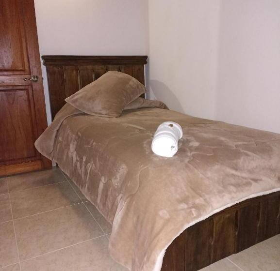 חדר סטנדרט לשלושה, Apartahotel Saquenzipá