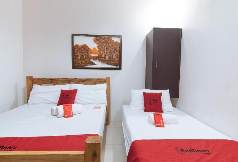 Семейный Номер, Reddoorz Plus @ Jollydays Hotel Nueva Ecija