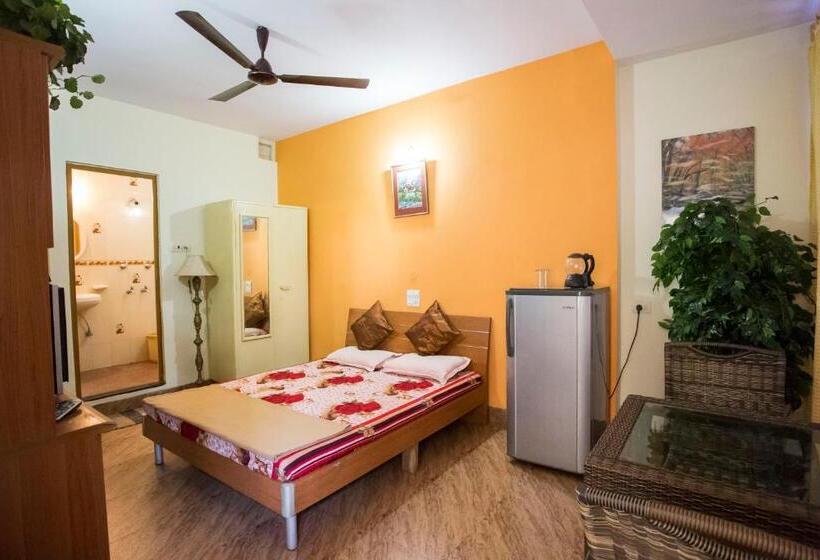 标准工作室, Darryl Ribeiro S 2bhk & 3bhk Apartment In A Villa