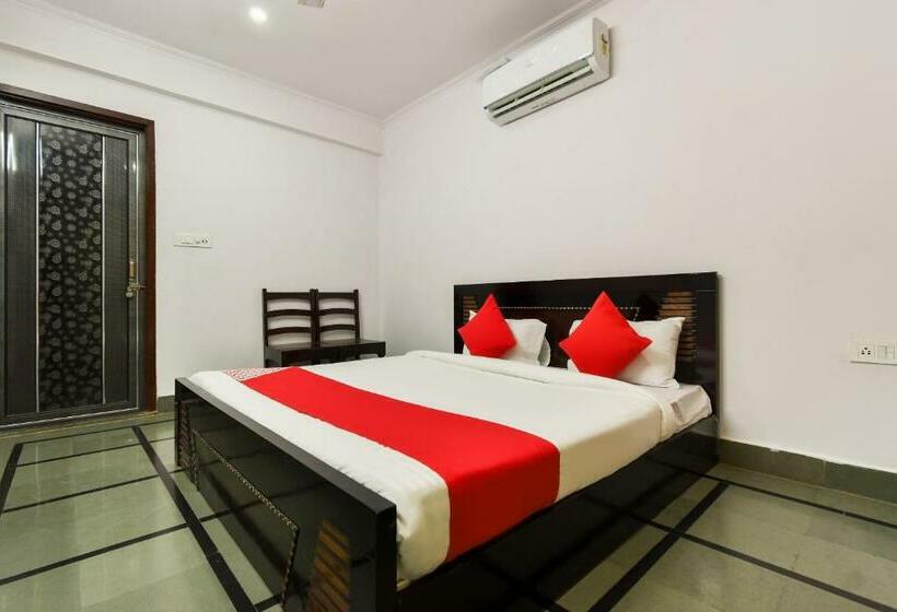 三人经典房间, Flagship Sitar Guest House