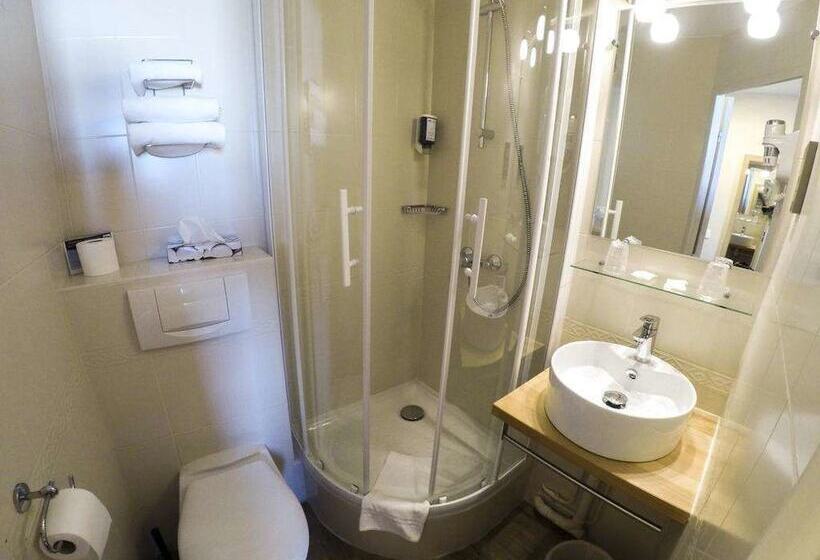 اتاق استاندارد, Brit Hotel Quimper Nord