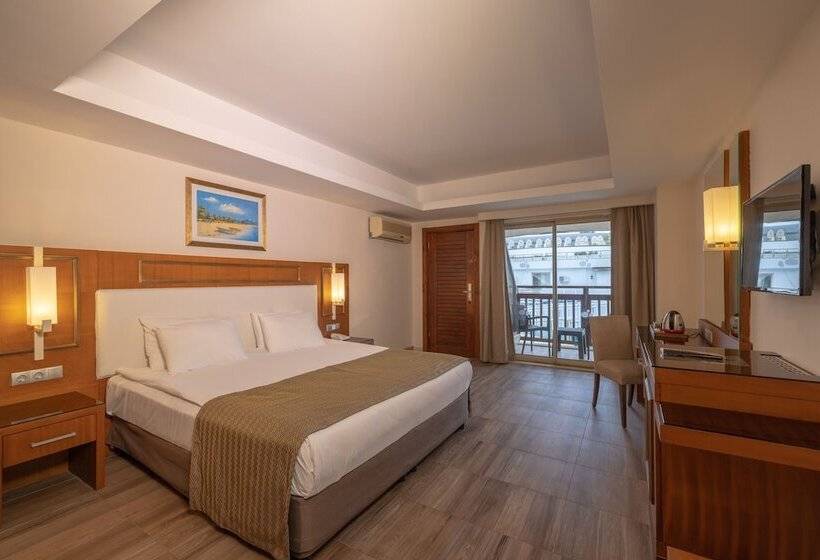 家庭房带泳池, Crystal Prestige Elite