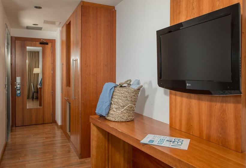 اتاق استاندارد سه نفره, Rvhotels Nautic Park