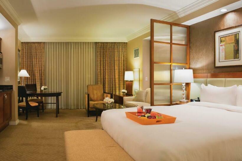 Deluxe люкс с видом, The Signature At Mgm Grand