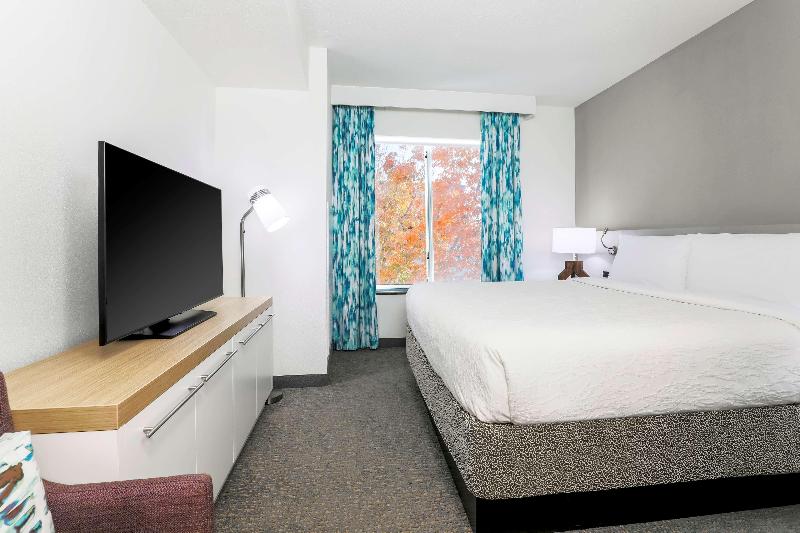 سوئیت با تخت بزرگ, Hilton Garden Inn Tulsa South