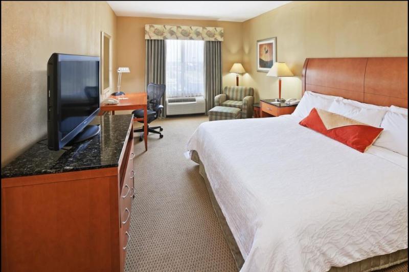 سوئیت با تخت بزرگ, Hilton Garden Inn Tulsa South