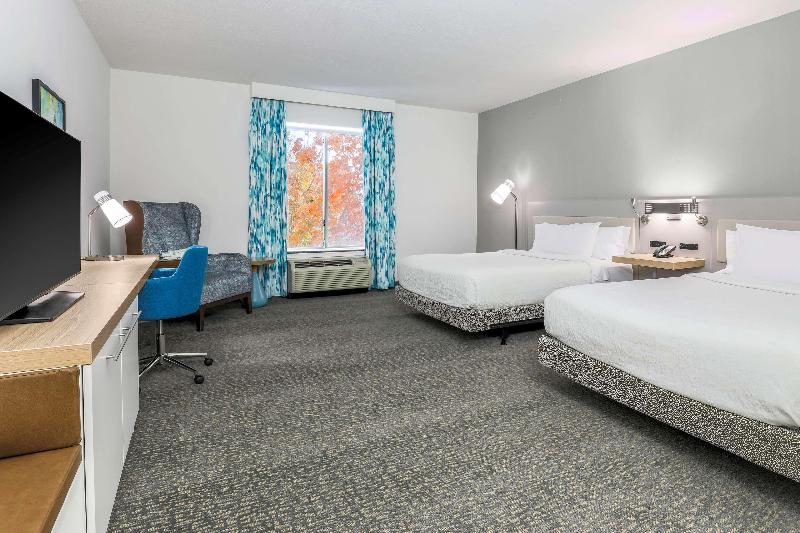 اتاق استاندارد با تخت بزرگ, Hilton Garden Inn Tulsa South