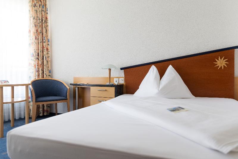اتاق استاندارد با تخت بزرگ, Hilton Garden Inn Tulsa South