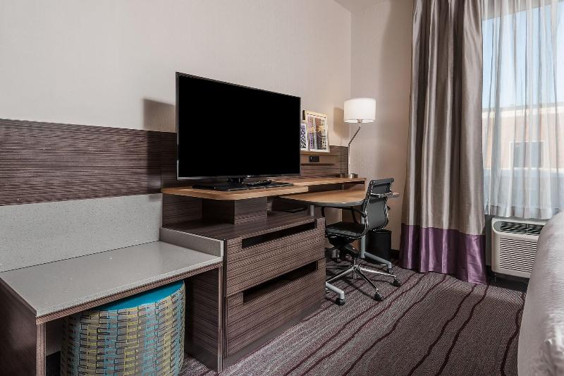 带大床的标准间, Holiday Inn Express San Clemente N – Beach Area, An Ihg