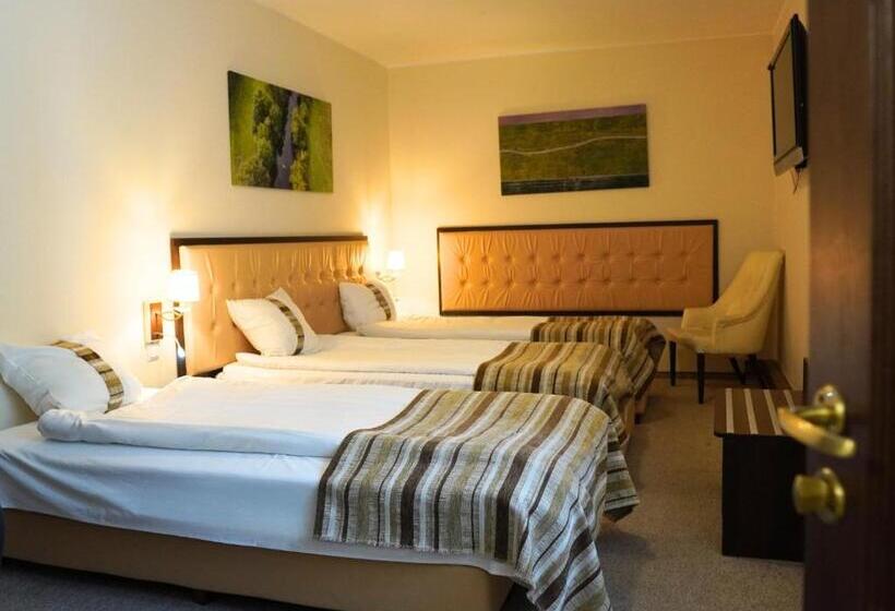 Economy Triple Room, Romantic Boutique Hotel & Spa