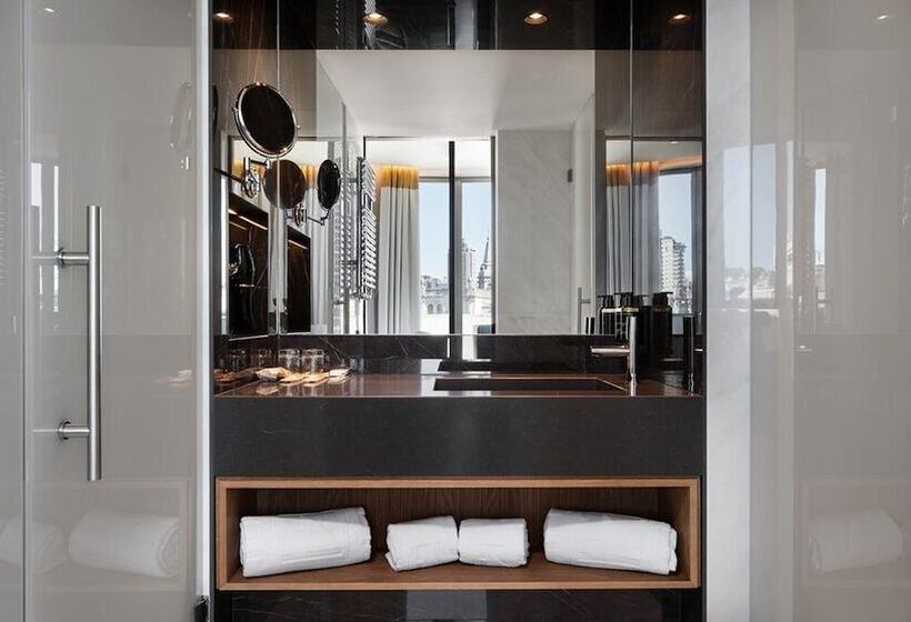 Quarto Deluxe com Vistas, Eurostars Aliados