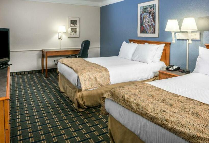 Номер Стандарт 2 Двуспальные Кровати, Days Inn By Wyndham Houston