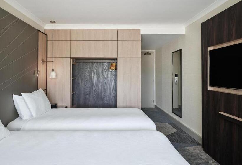 Номер Стандарт, Hyatt Place London Heathrow Airport