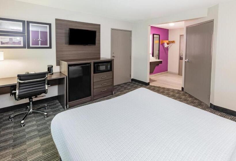 Chambre Standard Lit Double Adaptée aux Personnes à Mobilité Réduite, La Quinta By Wyndham Houston Southwest