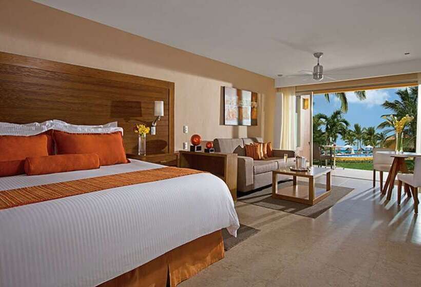Apartament Junior Suite Club z widokiem na basen, Secrets Aura Cozumel   Adults Only