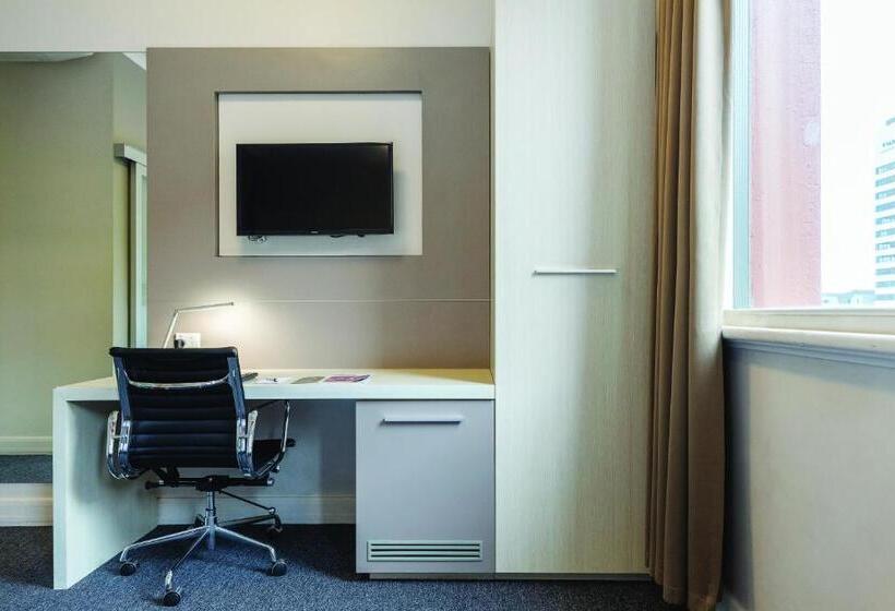 اتاق استاندارد با تخت بزرگ, Best Western Melbourne City