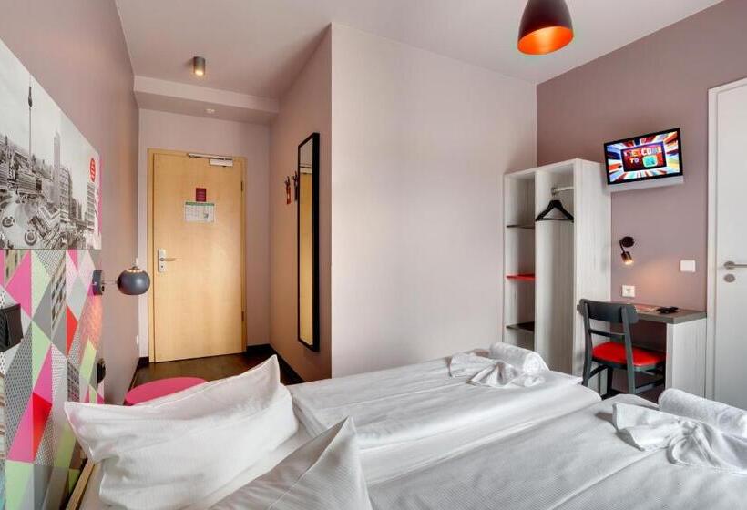 اتاق استاندارد, Meininger Hotel Berlin Alexanderplatz