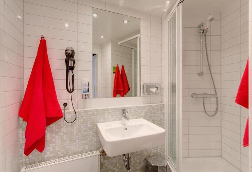 اتاق خانوادگی, Meininger Hotel Berlin Alexanderplatz