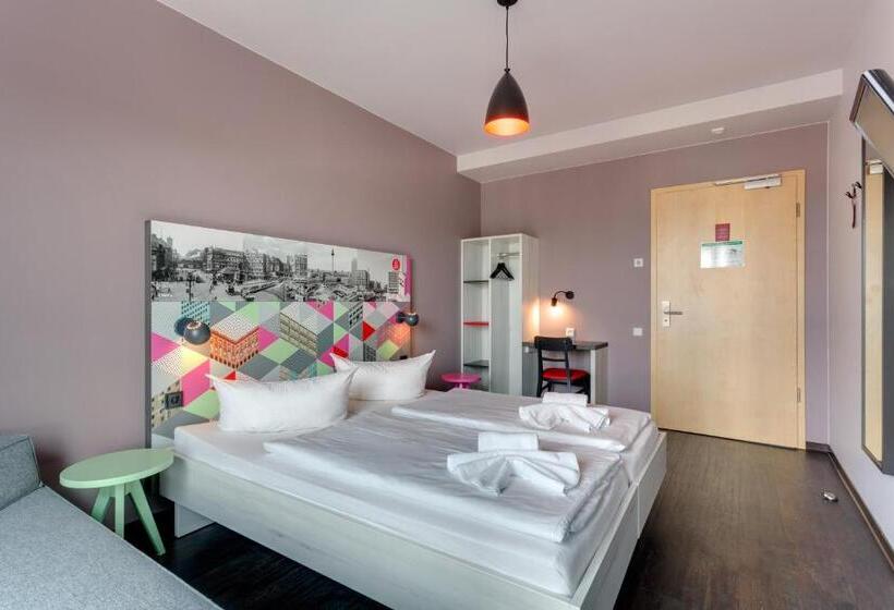 اتاق سوپریور, Meininger Hotel Berlin Alexanderplatz