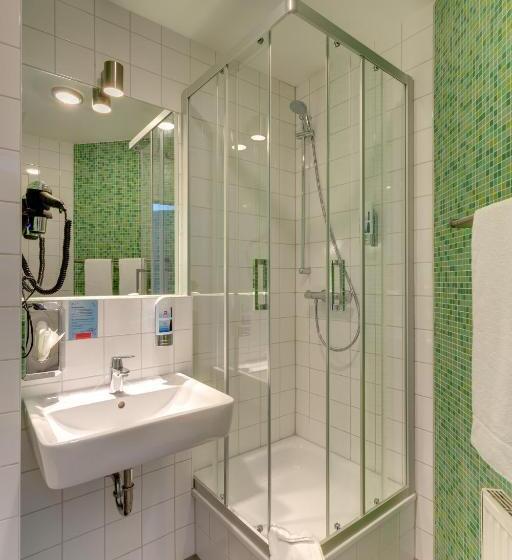 اتاق استاندارد, Meininger Hotel Berlin Alexanderplatz