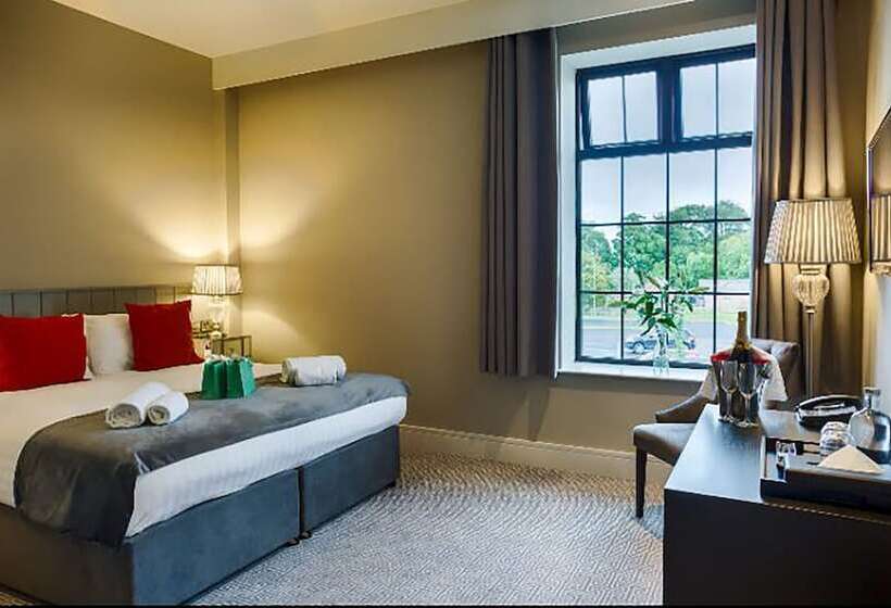 Номер Superior, Village Hotel