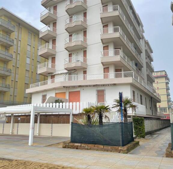 آپارتمان 1 خوابه با تراس, Condominio Union Walterigato Apartments Solo Per Famiglie