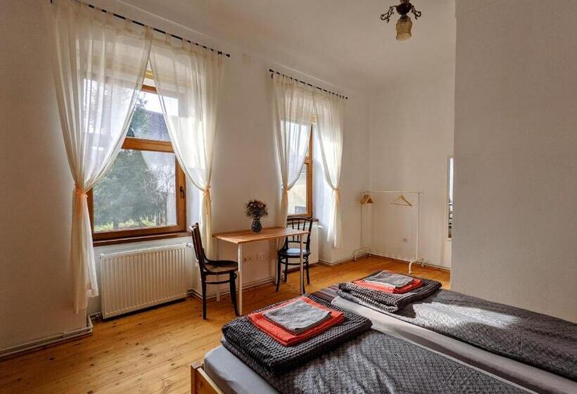 Номер Стандарт, Gästehaus Honigberg Next To The Fortified Church Of Harman