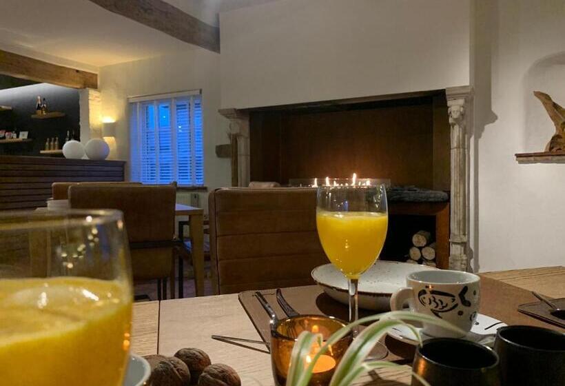 园景标准四人间, B&b Leonie
