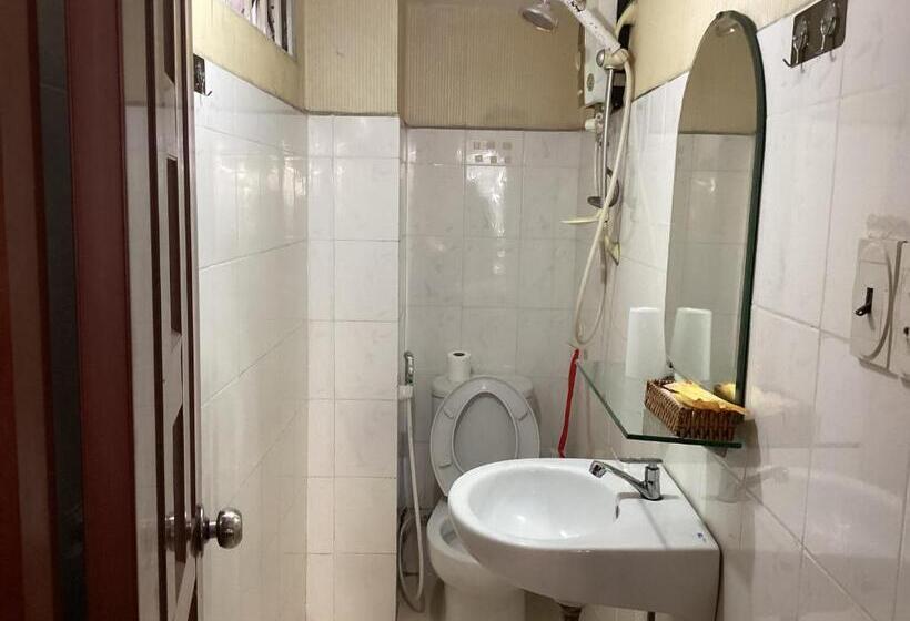 اتاق استاندارد با چشم‌انداز باغ, Guest House Uttrang