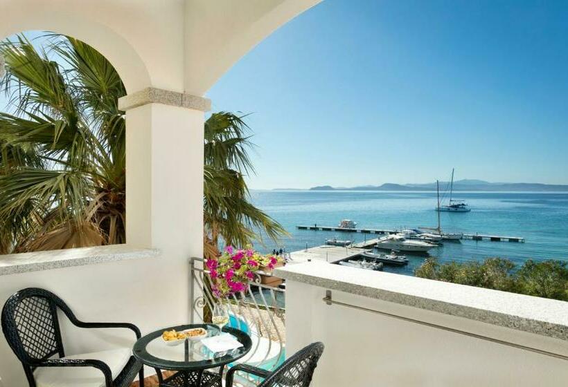 اتاق استاندارد با چشم‌انداز دریا, Gabbiano Azzurro Hotel & Suites