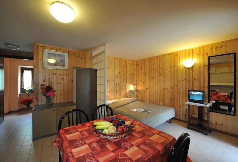 استودیوی استاندارد, Residence Bellevue