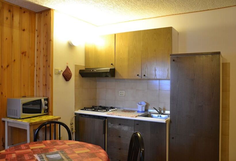 استودیوی استاندارد, Residence Bellevue
