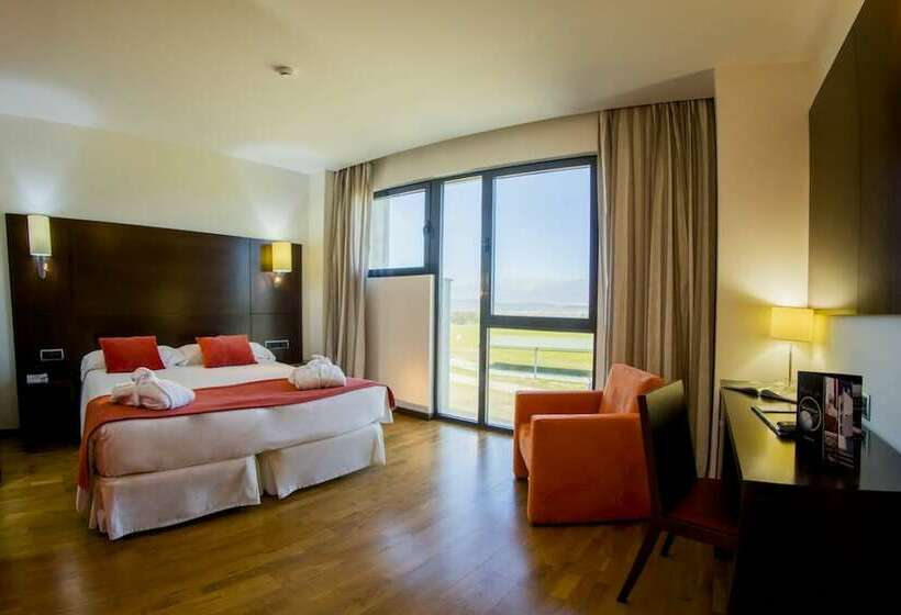 Полулюкс, Hospedium Hotel Valles De Gredos Golf