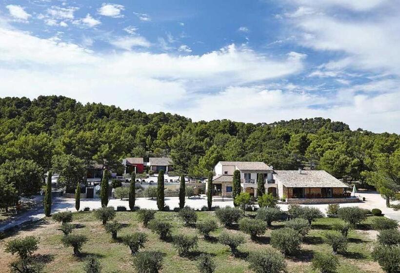 سوییت جونیور, Le Jas De Joucas Hôtel Restaurant