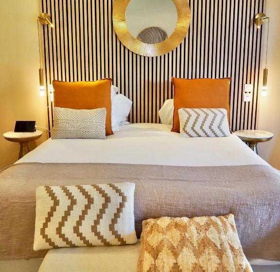 سوئیت جونیور پرستیژ, Le Jas De Joucas Hôtel Restaurant