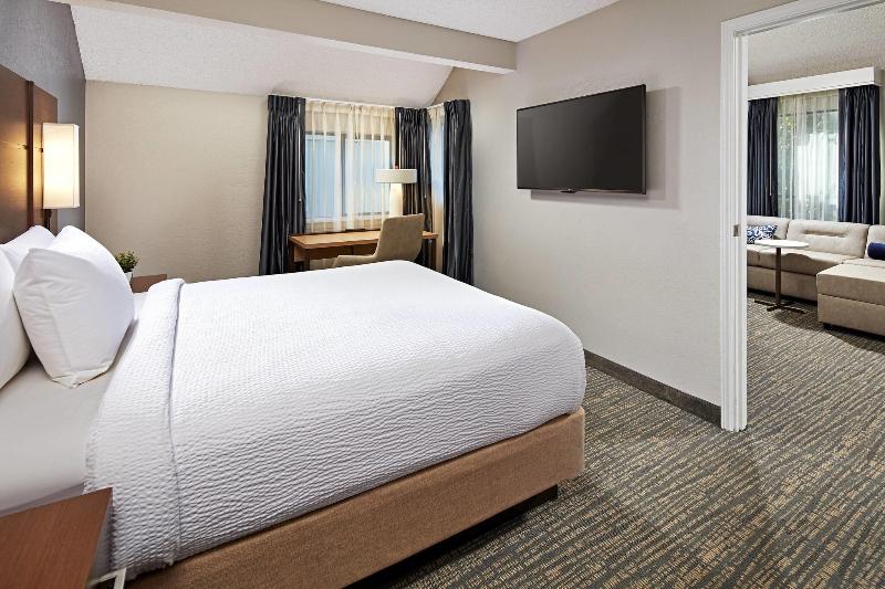 Номер Deluxe, Colmar Tropicale
