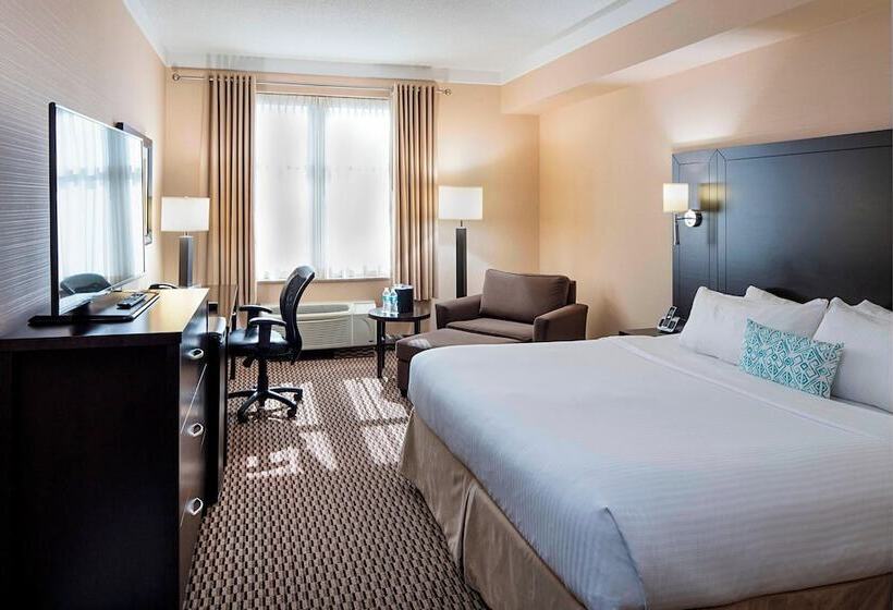 Люкс, Delta Hotels By Marriott Guelph Conference Centre